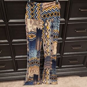 Honey & Lace Printed Pants - Size Large